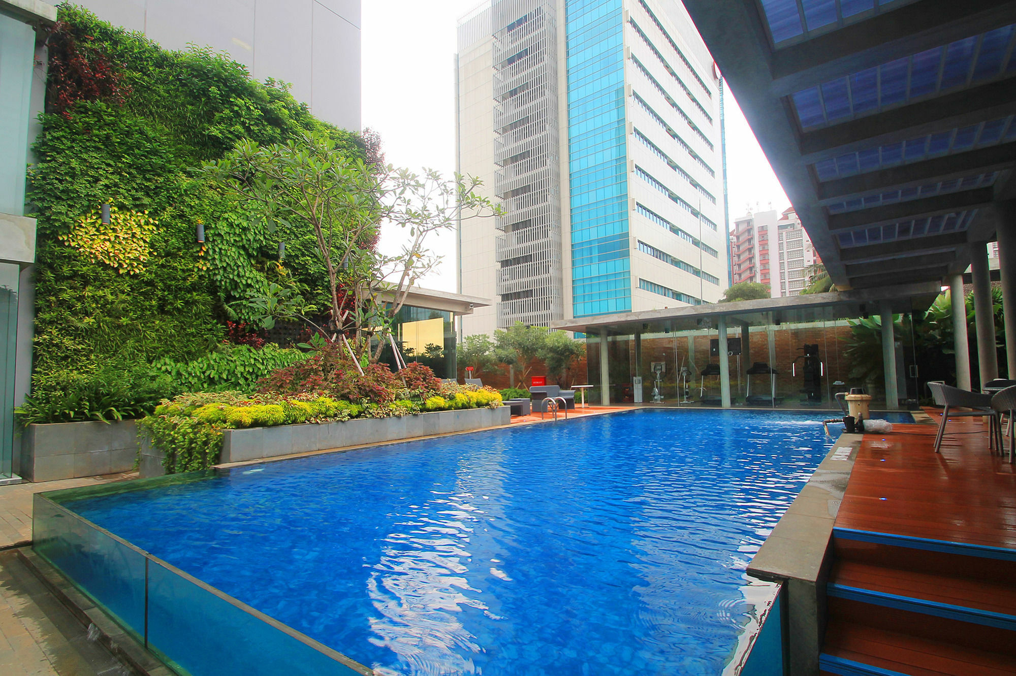 Ra Premiere Simatupang Hotel Cilandak  ภายนอก รูปภาพ